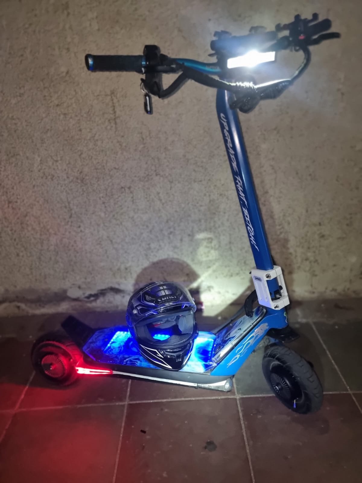 טיול קבוצתי ברכיבה על כלים חשמליים